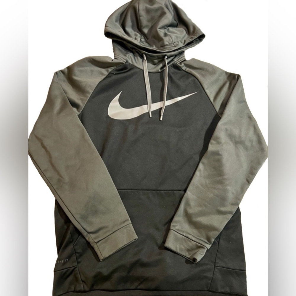 NWOT Men’s Nike Dri-Fit Hoodie Pullover Hoodie